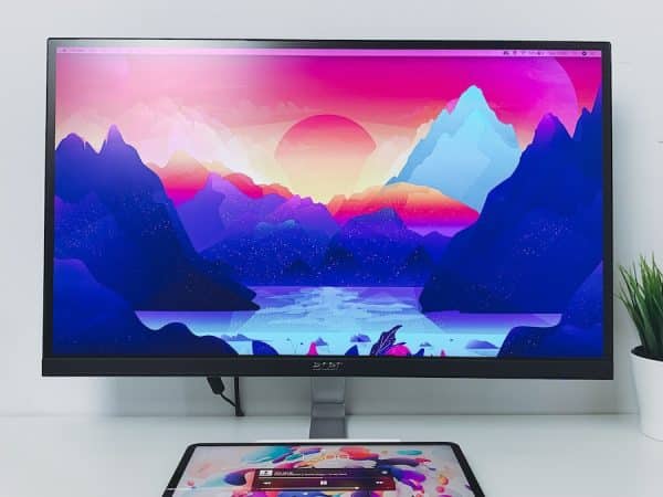 flat screen TV